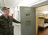 По его словам, ФСИН старается не столько изменить должностные обязанности специалистов в колониях, сколько их подход к заключенному По его словам, ФСИН старается не столько изменить должностные обязанности специалистов в колониях, сколько их подход к заключенному