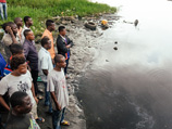 В Нигерии утонули около 40 женщин и детей, которые пытались спастись во время религиозной резни