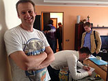 Изъятая при обыске у Навального картина, по слухам, оказалась краденным произведением уличного художника