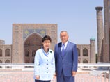 Президент Республики Узбекистан Ислам Каримов и Президент Республики Корея Пак Кын Хэ 18 июня посетили Самарканд