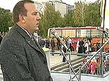 Сегодня бывший командующий 58-й армией Северо-Кавказского военного округа официально уведомил избирательную комиссию Ульяновской области о своем намерении бороться за кресло главы региона Сегодня бывший командующий 58-й армией Северо-Кавказского военного округа официально уведомил избирательную комиссию Ульяновской области о своем намерении бороться за кресло главы региона