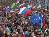 В России нарастает гражданская активность, которая может выплеснуться в протестную, пишет газета "Коммерсант", ознакомившись с данными социологов