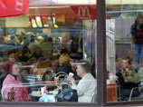 McDonald’s, "Кофе-хаус" и "Спортмастер" отказываются платить "легальной мафии" за звучащую у них музыку McDonald’s, "Кофе-хаус" и "Спортмастер" отказываются платить "легальной мафии" за звучащую у них музыку