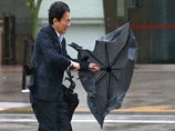 Сильнейший ливень и град обрушились на Токио, повреждены строения и автомобили (ВИДЕО)