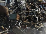 Двое новосибирских школьников на грузовом такси похитили тонну металла с территории завода