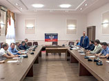 Порошенко высказался о языке, цене мира и предложил Раде срочно принять законы о выборах и амнистии Порошенко высказался о языке, цене мира и предложил Раде срочно принять законы о выборах и амнистии