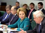 По данным СФ, на сегодняшний день их численность превысила уже полмиллиона человек. По крайней мере такие данные озвучила спикер верхней палаты парламента Валентина Матвиенко По данным СФ, на сегодняшний день их численность превысила уже полмиллиона человек. По крайней мере такие данные озвучила спикер верхней палаты парламента Валентина Матвиенко