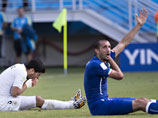 В четверг дисциплинарный комитет ФИФА дисквалифицировал Суареса на девять матчей сборной Уругвая и отстранил на четыре месяца от любой деятельности, связанной с футболом