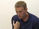 Навальный отказался давать следователям показания по "сфабрикованному плакатному делу" Навальный отказался давать следователям показания по "сфабрикованному плакатному делу"