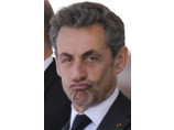 В Нантере уже около 15 часов продолжается допрос Николя Саркози, его подозревают в сговоре с одним из влиятельных представителей французского судебного корпуса для получения информации о скандальном "деле Бетанкур"