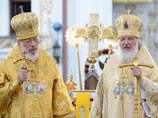 Его кончина может иметь большое значение для российских отношений с церковью, расколотой на два патриархата - признанный Московский (УПЦ МП) и непризнанный Киевский