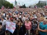 "Народный губернатор" Донбасса на митинге в Донецке назвал уход из Славянска "тактическим маневром" "Народный губернатор" Донбасса на митинге в Донецке назвал уход из Славянска "тактическим маневром"