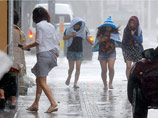 На Японию обрушился тайфун, который грозит стать сильнейшим за последние десятилетия