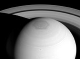На сайте NASA опубликован новый снимок, снятый зондом Cassini с орбиты Сатурна