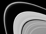 Мультимедийная библиотека, составленная на основе полученных с Cassini данных, представлена на сайте NASA в открытом доступе