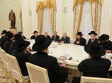 Владимир Путин заверил зарубежных раввинов, что РФ будет бороться с любыми проявлениями нацизма Владимир Путин заверил зарубежных раввинов, что РФ будет бороться с любыми проявлениями нацизма