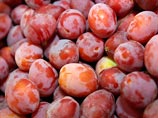 Запрет введут, если в молдавских фруктах снова найдут вредителей. В прошлом году в яблоках и сливах из Молдавии, которые ввозили в Россию, в 15 случаях выявили восточную плодожорку