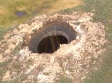 Гигантская воронка на Ямале может быть следом неизвестного метеорита Гигантская воронка на Ямале может быть следом неизвестного метеорита