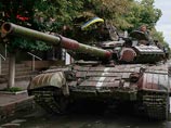 Украинские силовики, по некоторым данным, начали наступление на два крупнейших города, контролируемых сепаратистами: областные центры Луганск и Донецк. На окраине Луганска 70 украинских танков, а в городе мог высадиться десант