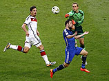 Сборная Германии стала чемпионом мира в четвертый раз в своей истории, обыграв в финале мундиаля сборную Аргентины со счетом 1:0