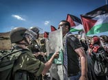На фоне продолжающейся операции "Нерушимая скала" СМИ сообщают о переговорах между Израилем и представителями палестинского исламистского движения ХАМАС о прекращении огня