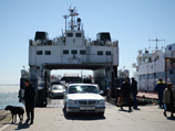 Керченская переправа не справляется с потоком автомобилей в Крым