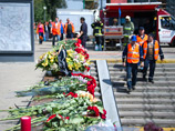 Родственники опознали тела всех 22 погибших в результате крушения поезда во вторник на Арбатско-Покровской линии московского метрополитена