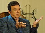 В понедельник, 21 июля, Министерство иностранных дел Латвии обнародовало имена трех известных российских певцов, которым запрещен въезд в страну. Это Иосиф Кобзон, Олег Газманов, а также Алла Перфилова, известная под сценическим псевдонимом Валерия В понедельник, 21 июля, Министерство иностранных дел Латвии обнародовало имена трех известных российских певцов, которым запрещен въезд в страну. Это Иосиф Кобзон, Олег Газманов, а также Алла Перфилова, известная под сценическим псевдонимом Валерия