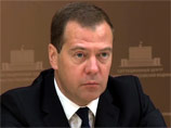 Медведев: 5 млрд рублей выделено на поддержку беженцев из Украины