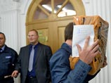 Мэр Екатеринбурга Ройзман прервал отпуск и вышел на работу после обыска по делу об убийстве