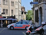 Полиция Женевы поменяла стратегию борьбы с преступностью, переодев сотрудников в шорты