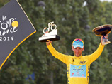 Итальянец Винченцо Нибали из команды "Астана" стал обладателем желтой майки лидера генеральной классификации веломногодневки "Тур де Франс"