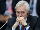 Бизнесмен рассказал, что самолет остается в Москве, но не эксплуатируется, так как "компания не обеспечивает его запасными частями, летчики не вправе пользоваться навигацией, встроенными картами" Бизнесмен рассказал, что самолет остается в Москве, но не эксплуатируется, так как "компания не обеспечивает его запасными частями, летчики не вправе пользоваться навигацией, встроенными картами"