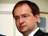 Мединский не верит, что Украина запретит въезд 500 деятелям российской культуры Мединский не верит, что Украина запретит въезд 500 деятелям российской культуры
