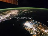 В интернете появилась видеозапись, сделанная с борта Международной космической станции, когда она пролетала над ночной Азией. На кадрах, размещенных в Сети, можно видеть огни столиц крупных азиатских государств. Исключение составляет лишь Пхеньян