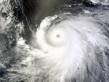 Сразу пять циклонов набирают силу в Тихом и Атлантическом океанах, угрожая Гавайям, Японии и Южной Корее (ФОТО)
