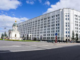 После претензий со стороны НАТО по поводу российских военных учений и опасений европейских политиков о скором вторжении РФ на Украину в Минобороны России решили уделить особое внимание успокоению Запада После претензий со стороны НАТО по поводу российских военных учений и опасений европейских политиков о скором вторжении РФ на Украину в Минобороны России решили уделить особое внимание успокоению Запада