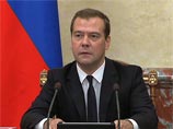 "Есть одно решение, которое правительством принято, оно касается прекращения транзитных рейсов украинских авиакомпаний, выполняющих полеты через воздушное пространство России в целый ряд стран", - цитирует премьера Дмитрия Медведева ИТАР-ТАСС