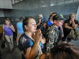 Cвященник, работающий с украинскими беженцами, видит причину войны в отходе украинцев от Бога
Cвященник, работающий с украинскими беженцами, видит причину войны в отходе украинцев от Бога