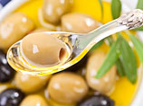 Также под запрет не попадет оливковое масло и консервированные оливки и частично креветки