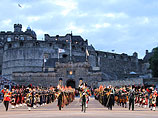 Стартовал Эдинбургский международный фестиваль, в этом году - 2,4 тыс. участников