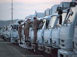 Аналитики, комментируя решение президента Владимира Путина об отправке в Донбасс гуманитарной помощи считают, что последствиями этого шага могут стать ввод миротворческих войск и последующий раздел соседней страны Аналитики, комментируя решение президента Владимира Путина об отправке в Донбасс гуманитарной помощи считают, что последствиями этого шага могут стать ввод миротворческих войск и последующий раздел соседней страны