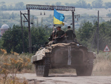 В настоящее время боевые столкновения между украинскими силовиками и сепаратистами продолжаются сразу в нескольких местах