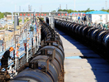 Больше всего российского экспорта нефти пришлось на Китай, тогда как поставки в Европу в июле снизились до с 3,72 до менее, чем трех млн баррелей в сутки баррелей в мае 2012 года Больше всего российского экспорта нефти пришлось на Китай, тогда как поставки в Европу в июле снизились до с 3,72 до менее, чем трех млн баррелей в сутки баррелей в мае 2012 года