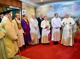 Папа Римский призвал корейцев к прощению своих северных соседей из КНДР Папа Римский призвал корейцев к прощению своих северных соседей из КНДР