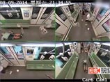 ВИДЕО: пассажиры шанхайского метро разбежались за 10 секунд, когда иностранец упал без сознания