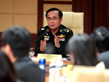 Решением парламента правительство возглавил глава тайской армии генерал Прают Чан-Оча, пришедший ранее к власти в результате государственного переворота