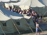 По меньшей мере 415800 человек были вынуждены покинуть свои дома в результате боевых действий между правительственными силами и сепаратистами на востоке Украины, сообщает Global Post со ссылкой на Управление Верховного комиссара ООН по делам беженцев ООН