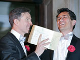 Более 1400 однополых пар официально оформили брак в Великобритании после вступления в силу соответствующего закона