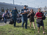 Более 45 тысяч беженцев, приехавших из юго-восточных районов Украины из-за вооруженных столкновений сепаратистов с армией, перевезены в российские регионы Более 45 тысяч беженцев, приехавших из юго-восточных районов Украины из-за вооруженных столкновений сепаратистов с армией, перевезены в российские регионы